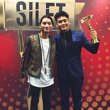 Keakraban Giorgino Abraham Dan Sang Adik, Sama-Sama Ganteng!
