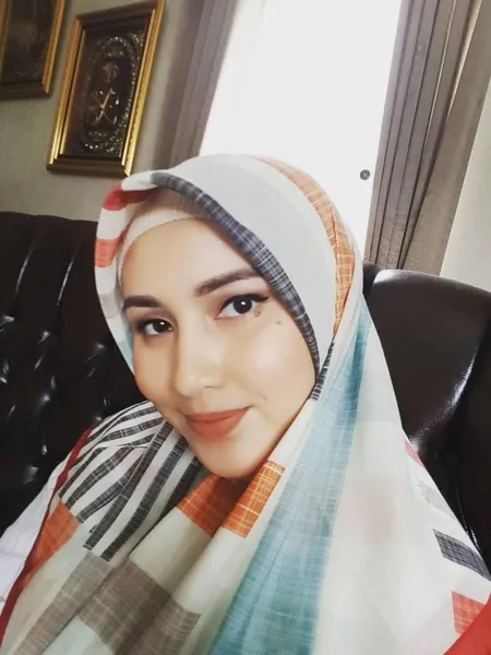 Kini Berhijab Intip 8 Potret Kiki Azhari Pemain Putih Abu Abu Yang Makin Memesona Kapanlagi Com