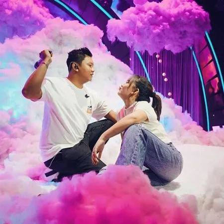 Kini Putus, Intip 10 Potret Kenangan Manis Denny Caknan dan Happy Asmara - Sempat Nangis Karena Dinyanyikan Lagu 'Widodari'