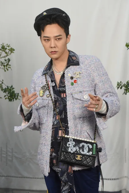 Kisah Cinta Tak Selalu Mulus, 10 Seleb Korea Ganteng Ini Ternyata Pernah Patah Hati