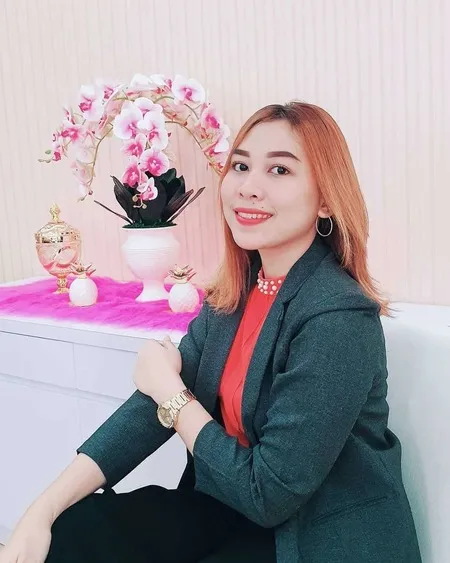 Kisah Inspiratif Selebgram Chandra Dewi Maharani, Sempat Terpaksa Berhenti Sekolah Karena Tak Ada Biaya, Kini Miliki Deretan Mobil Mewah