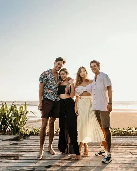 Kompaknya Keluarga Bachdim Bareng Jedar Dan Richard Kyle Di Bali Kapanlagi Com