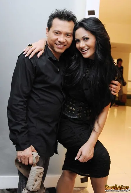 Kado Ultah Pernikahan Krisdayanti Anang Hermansyah Kapanlagi Com