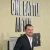 Leonardo DiCaprio di Premiere ONE BATTLE AFTER ANOTHER