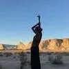 Lisa BLACKPINK Tampil Bold Pakai Backless Dress di Utah