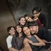 Mahalini Ziarah ke Makam Vidi Aldiano Bareng Geng Guyub
