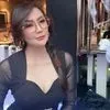 Makin Cantik dan Hot, Potret Tessa Kaunang Rayakan Ultah Ke-47 dengan Sederhana 