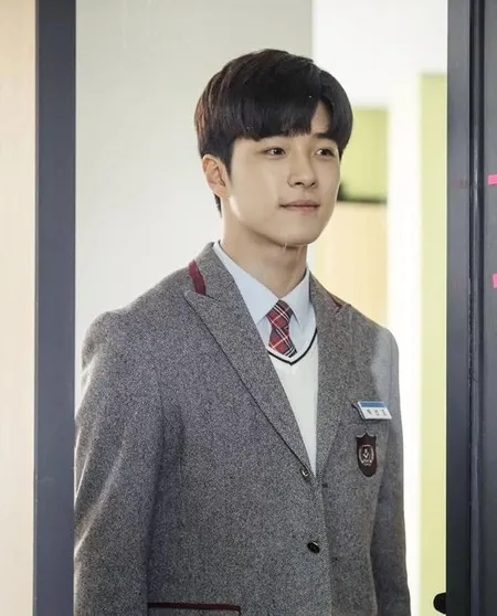 Makin Ganteng! Yuk, Intip Foto-Foto Transformasi Aktor Cilik Nam Da Reum Hingga Sekarang