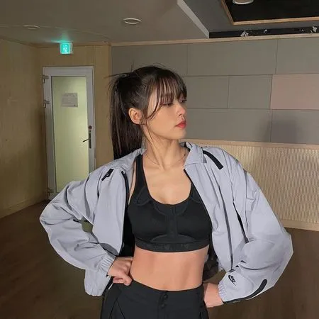 Masuk Jajaran Idol K-Pop dengan Body Goals, Intip 9 Tips Diet Seolhyun AOA Untuk Jaga Bentuk Tubuh