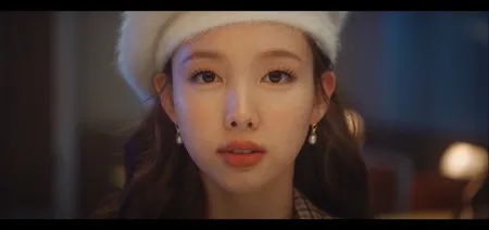 Membawa Vibes 'Barbie Twelve Dancing', Teaser MV TWICE 'Doughnut' Dipenuhi Visual