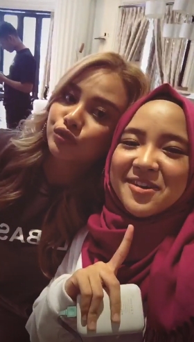 Nissa Sabyan Di Rumah Ashanty Nyanyi Bareng Arsy Dirias