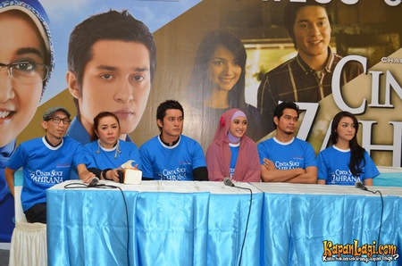 Nuansa Biru Di Preskon Cinta Suci Zahrana Kapanlagi Com