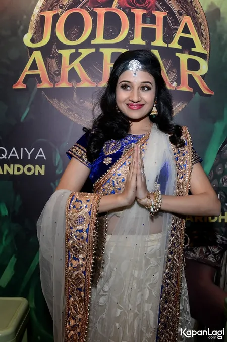 Dapat Kontrak di Serial Laris, Paridhi Sharma Merasa 