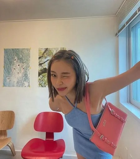 Bisa Bahasa Inggris, Yuk Kenalan Sama K-Idol yang Nyambi Jadi Podcaster di DIVE Studios Berikut!