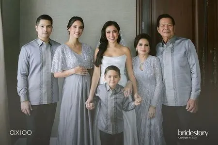 Pamer Babybump, 8 Potret Penampilan Vanessa Lima di Pernikahan Jessica Iskandar - Bumil Cantik yang Curi Perhatian