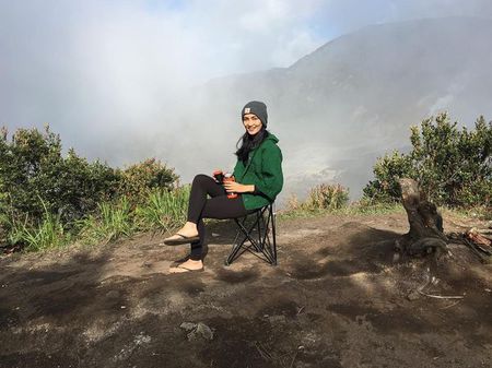 Pecinta Alam Pemberani 7 Selebriti Cantik Tanah Air Ini Suka Naik Gunung Kapanlagi Com