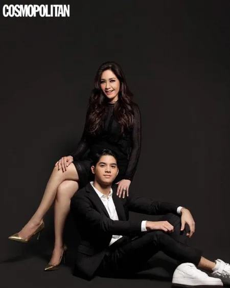 Peluk Cium Al Ghazali Maia Estianty Semesra Orang Pacaran Kapanlagi Com