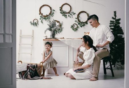 Pemotretan Chelsea Olivia Glenn Alinskie Nastusha Sambut Natal Kapanlagi Com
