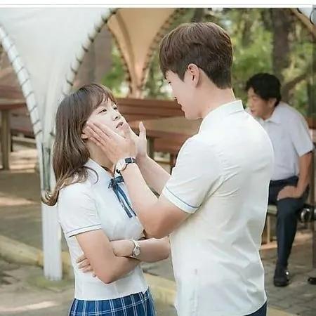 Perbedaan Interaksi Kim Jung Hyun dengan Aktris Lawan Main Drama Sebelum Pacaran dan Setelah Putus dengan Seo Ye Ji