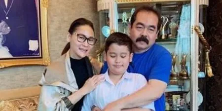 Perjuangan Terbayar Lunas! 7 Selebriti Ini Menunggu Cukup Lama Untuk Punya Anak, Ada yang 13 Tahun