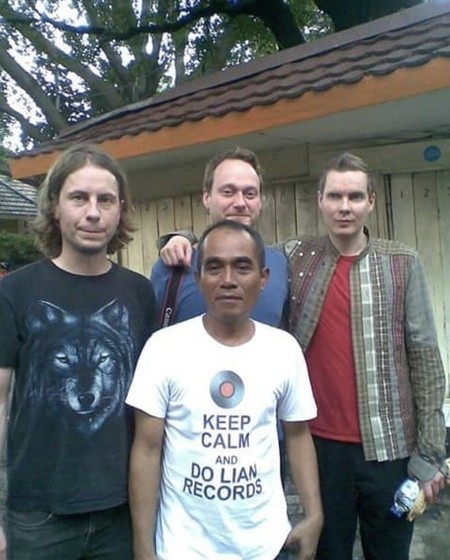 Potret 20 Selebriti Luar Negeri Saat Jalan Jalan Di Indonesia Udah Kayak Bule Bule Biasa Kapanlagi Com