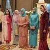 7 Potret Aisha Retno Tampil di Open House Idulfitri Istana Negara Malaysia