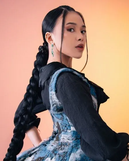 Potret Anneth Delliecia Nasution, Jebolan Indonesian Idol Junior yang Bersuara Emas Hingga Duet dengan Betrand Peto