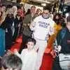 7 Potret Baim Wong Hadiri Gala Premiere Film Sukma di Malaysia Bareng Luna Maya dan Anna Jobling, Ajak Kiano dan Kenzo