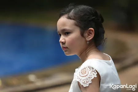 Potret Behind The Scene Pembuatan Klip 'Menggapai Bintang', Kayana dan Fannita Posumah Tampil Stunning