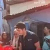 7 Potret Bryan Domani Ikut Jadi Volunteer di Sekolah Relawan Bareng Fans, Aksi Nyatanya Bikin Salut