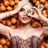 Potret Cinta Laura Cantik Berbaju Bahan Kain Tradisional, Asam Manis Sesegar Markisa