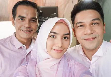 Potret Citra Kirana Dalam Balutan Hijab Makin Cantik Mempesona Kapanlagi Com