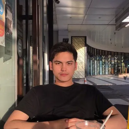 Potret dan Fakta Irzan Faiq, Pria yang Diduga Sebagai Kekasih Baru Prilly Latuconsina