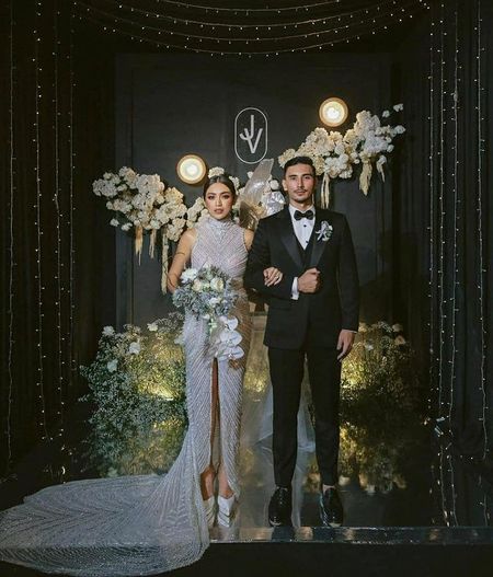 Potret Gagah Vincent Verhaag di Acara Pernikahan dengan Jessica Iskandar, Pancarkan Pesona Suami Idaman Pakai Setelan Jas