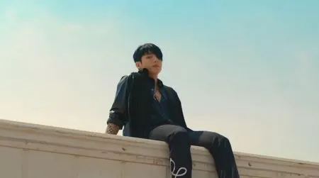 Potret Gaya Rambut Jungkook BTS di MV 'Permission to Dance', Ada yang Buat Netizen Teringat Jamet