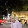 Potret Haechan NCT 127 Ikutan Melokal Jadi Anak Jaksel, Nyoba Foto di Kawasan Senopati