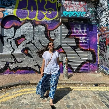 Potret Hannah Al Rashid Nikmati Sinar Matahari London, Kangen Teriknya Cipete