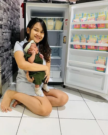 Potret Karen Hertatum Istri Dede Sunandar yang Cantik dan Sederhana, Jarang Tersorot Publik
