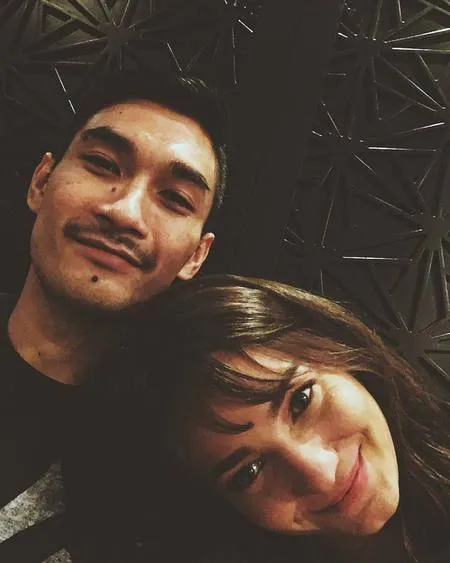 Potret Kemesraan Enzy Storia Dan Pacar Sebel Tapi Sayang Kapanlagi Com