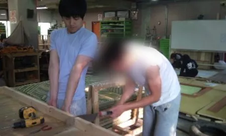 Potret Kim Seon Ho Saat Masih Kuliah Beredar, Dimple-nya dari Dulu Sudah Menggoda