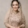 Potret Maia Estianty di Pengajian dan Siraman  El Rumi, Pakai Cincin Rp3 Miliar