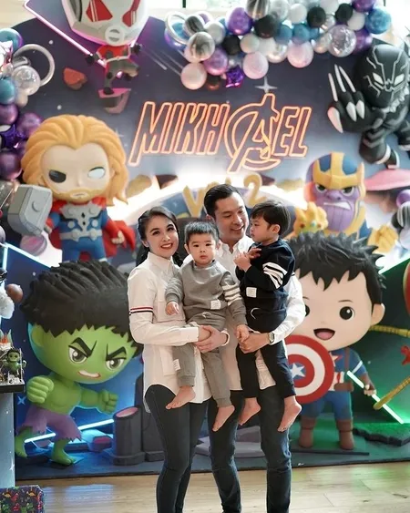 Potret Mikhael Moeis Rayakan Ulang Tahun ke-2 Sandra Dewi Gelar Pesta Bertema Avengers