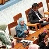 Potret Mulan Jameela Hadir Sidang Paripurna DPR RI, Ditemani Ahmad Dhani