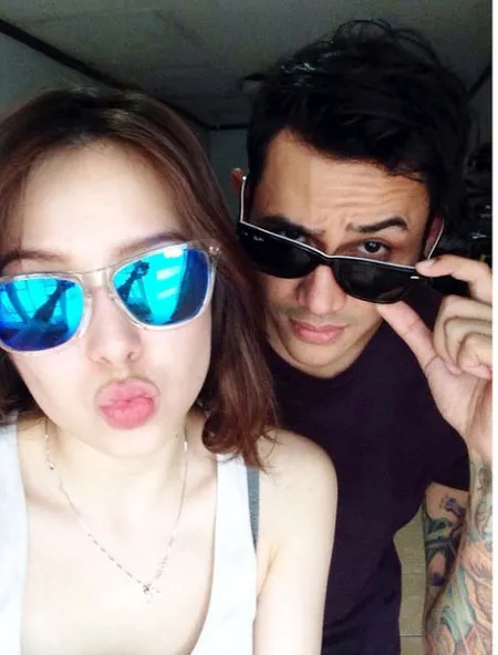 Potret Pacar Vicky Nitinegoro Mahasiswi Blasteran Yang Aduhai Kapanlagi Com