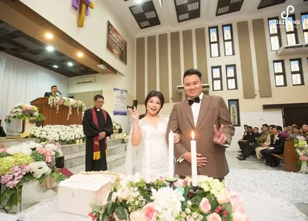 Potret Pernikahan Wendy Lo Adik Sarwendah Manis Bertabur Artis Kapanlagi Com