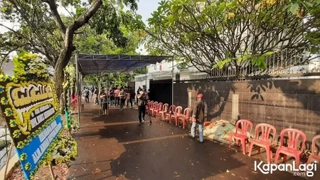 Potret Persiapan Pemakaman Koes Hendratmo, Keluarga Lepas dengan Ikhlas