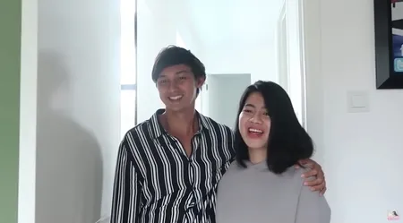 Potret Reaksi Hito Caesar Usai Felicya Angelista Ungkap Kabar Kehamilan, Tak Bisa Berhenti Menangis