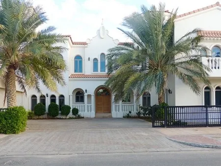 Potret Rumah Mewah Shahrukh Khan di Palm Jumeirah Dubai, Hadap Pantai - Harga 36 Miliar