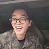 7 Potret Song Kang Resmi Selesai Wajib Militer, Dinantikan Comeback Aktingnya