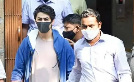 Potret Terbaru Aryan Khan Usai Ditahan Karena Kasus Narkoba, Mata Makin Sayu - Sidang Tak Ditemani SRK